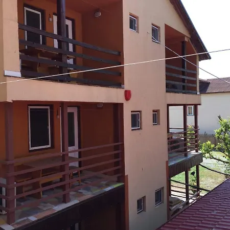 Casa Brianna Homestay *